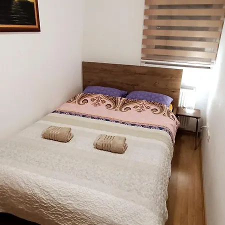 Lovely 1-bedroom Unit With Free Parking Apartment